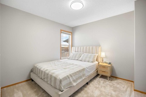 11 Citadel Meadow Crescent Nw, Calgary, AB - Indoor Photo Showing Bedroom