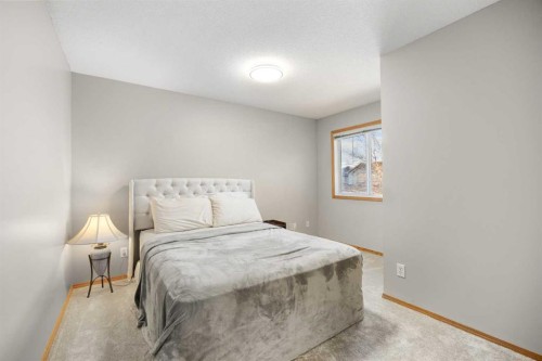 11 Citadel Meadow Crescent Nw, Calgary, AB - Indoor Photo Showing Bedroom