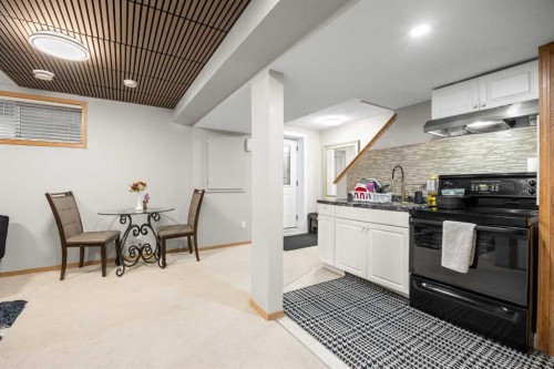 11 Citadel Meadow Crescent Nw, Calgary, AB - Indoor