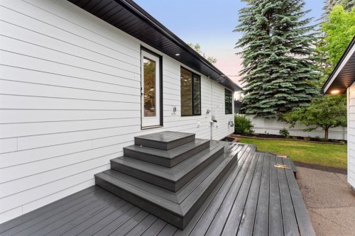 10404 Maplemont Road Se, Calgary, AB - Outdoor With Deck Patio Veranda With Exterior