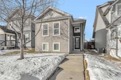 210 Copperstone Grove SE Calgary, AB T2Z 4X7