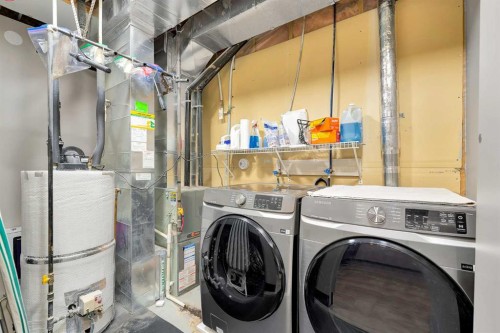 210 Copperstone Grove Se, Calgary, AB - Indoor Photo Showing Laundry Room