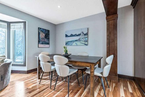 804 Varsity Estates Place Nw, Calgary, AB - Indoor Photo Showing Dining Room