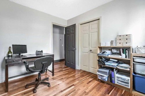 804 Varsity Estates Place Nw, Calgary, AB - Indoor Photo Showing Office