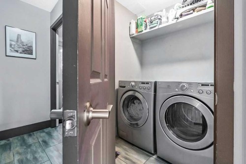 804 Varsity Estates Place Nw, Calgary, AB - Indoor Photo Showing Laundry Room