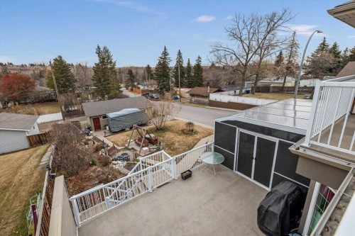 4504 70 Street Nw, Calgary, AB - Outdoor
