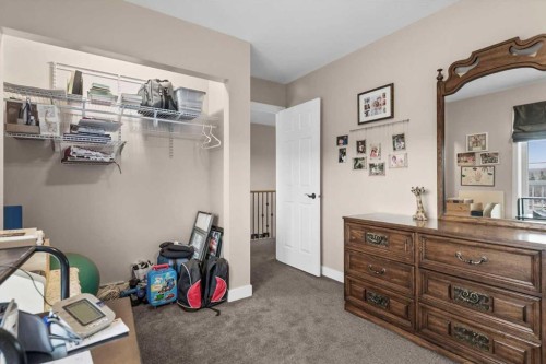 4504 70 Street Nw, Calgary, AB - Indoor