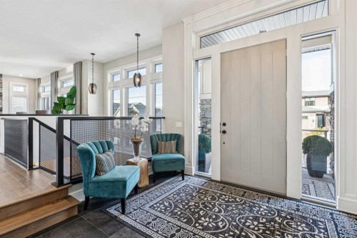 92 Crestridge View Sw, Calgary, AB - Indoor Photo Showing Other Room