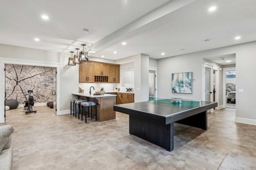 92 Crestridge View Sw, Calgary, AB - Indoor Photo Showing Other Room