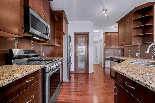 187 Sage Hill Green Nw, Calgary, AB - Indoor Photo Showing Kitchen With Upgraded Kitchen