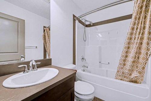187 Sage Hill Green Nw, Calgary, AB - Indoor Photo Showing Bathroom