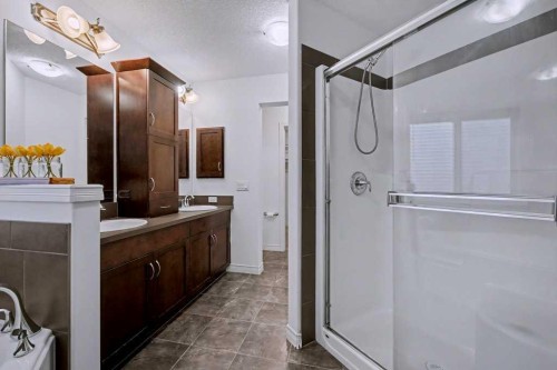 187 Sage Hill Green Nw, Calgary, AB - Indoor Photo Showing Bathroom