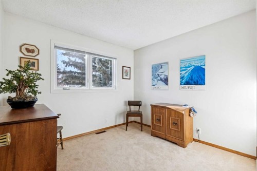 212 Oakside Circle Sw, Calgary, AB - Indoor