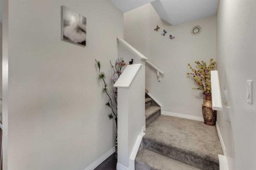 8370 Saddlebrook Drive Ne, Calgary, AB - Indoor Photo Showing Other Room