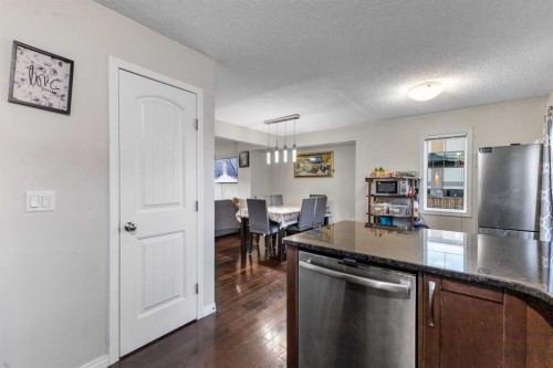 8370 Saddlebrook Drive Ne, Calgary, AB - Indoor Photo Showing Kitchen