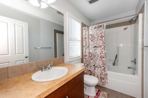 185 Skyview Ranch Drive Ne, Calgary, AB - Indoor Photo Showing Bathroom