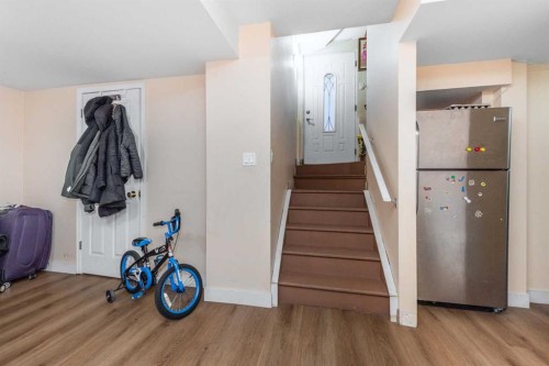 185 Skyview Ranch Drive Ne, Calgary, AB - Indoor Photo Showing Other Room