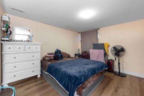 185 Skyview Ranch Drive Ne, Calgary, AB - Indoor Photo Showing Bedroom