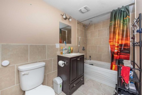 185 Skyview Ranch Drive Ne, Calgary, AB - Indoor Photo Showing Bathroom