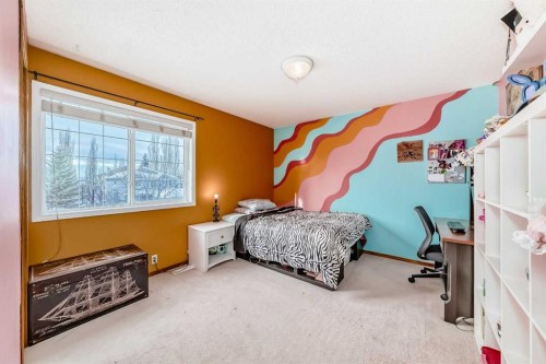 38 Mt Douglas Close Se, Calgary, AB - Indoor Photo Showing Bedroom