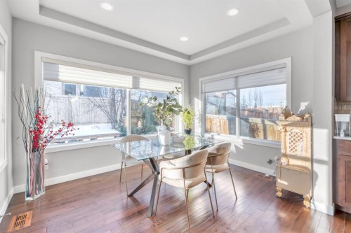 175 Everbrook Drive Sw, Calgary, AB - Indoor Photo Showing Dining Room