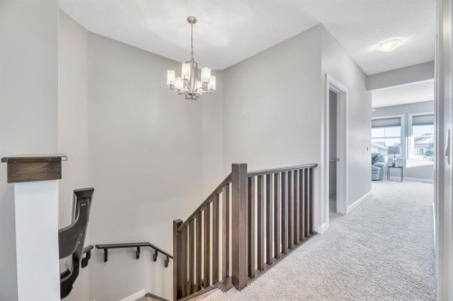 175 Everbrook Drive Sw, Calgary, AB - Indoor Photo Showing Other Room