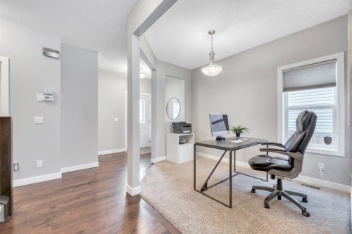 175 Everbrook Drive Sw, Calgary, AB - Indoor Photo Showing Office
