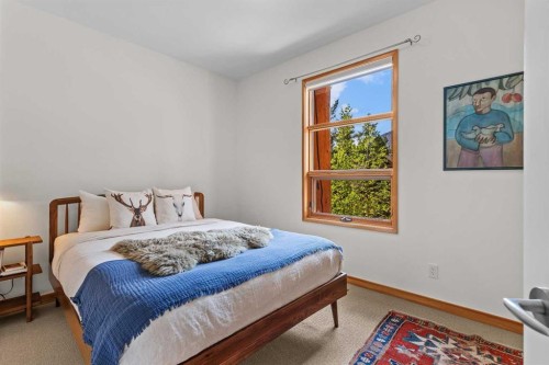 24 Blue Grouse Ridge, Canmore, AB - Indoor Photo Showing Bedroom