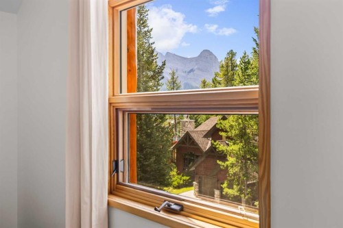 24 Blue Grouse Ridge, Canmore, AB - Indoor Photo Showing Other Room