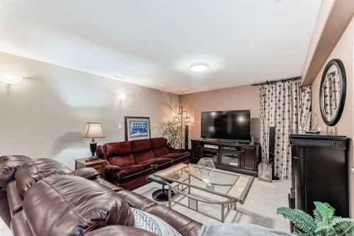 9834 Hidden Valley Drive Nw, Calgary, AB - Indoor Photo Showing Living Room