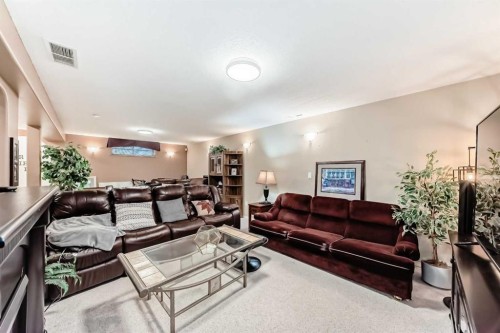 9834 Hidden Valley Drive Nw, Calgary, AB - Indoor Photo Showing Living Room