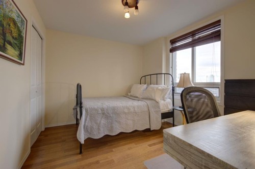 1406-683 10 Street Sw, Calgary, AB - Indoor Photo Showing Bedroom