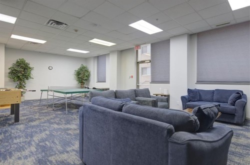 1406-683 10 Street Sw, Calgary, AB - Indoor Photo Showing Basement