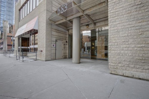 1406-683 10 Street Sw, Calgary, AB - Outdoor