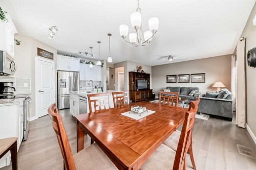 620 Edgefield Street, Strathmore, AB - Indoor