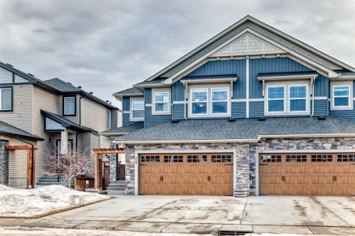 620 Edgefield Street, Strathmore, AB - Outdoor With Facade