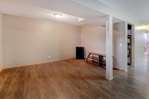 1421 Strathcona Way, Strathmore, AB - Indoor