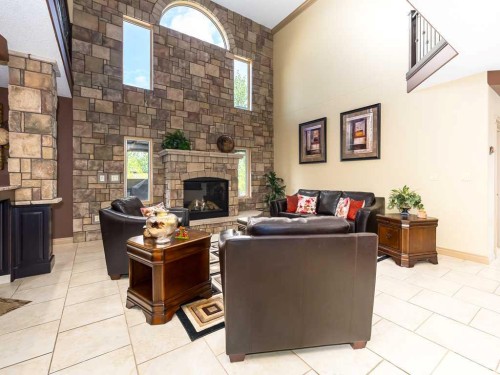 1628 25 Avenue, Didsbury, AB 