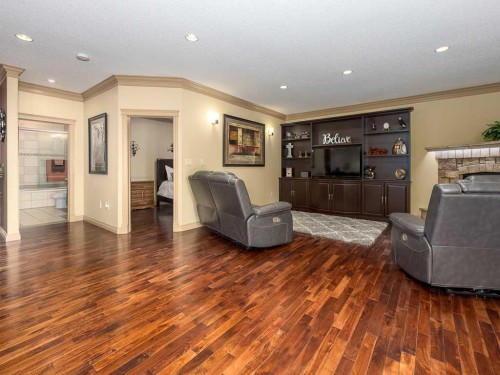 1628 25 Avenue, Didsbury, AB 