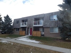 4-2319 19 Street  Nanton, AB T0L 1R0