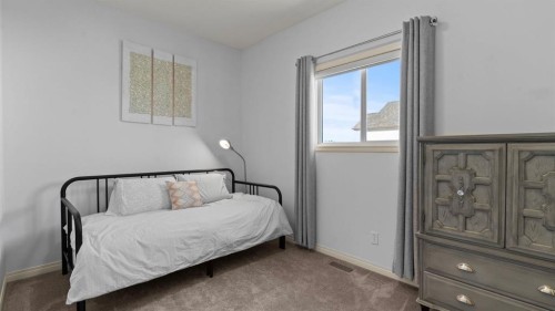 166 Bridlecrest Boulevard Sw, Calgary, AB - Indoor Photo Showing Bedroom