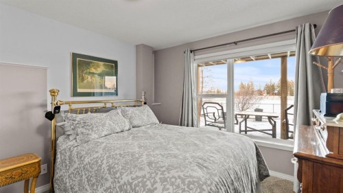166 Bridlecrest Boulevard Sw, Calgary, AB - Indoor Photo Showing Bedroom