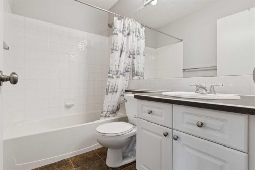 117 Tuscany Drive Nw, Calgary, AB - Indoor Photo Showing Bathroom