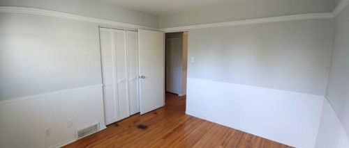 9836 Elbow Drive Sw, Calgary, AB - Indoor Photo Showing Other Room