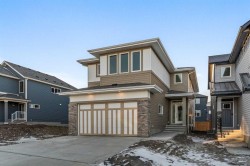 208 Starling Place NW Calgary, AB T3P 2W2