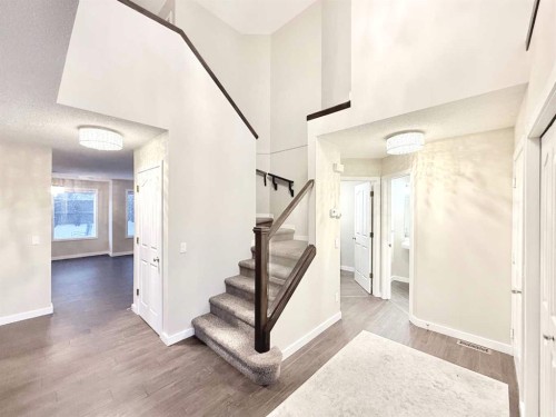 161 Springbank Place Sw, Calgary, AB - Indoor Photo Showing Other Room