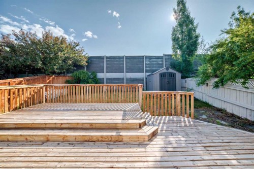 96 Douglas Ridge Close Se, Calgary, AB 