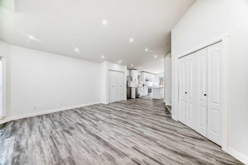 96 Douglas Ridge Close Se, Calgary, AB 