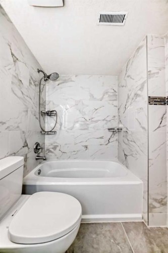 96 Douglas Ridge Close Se, Calgary, AB 