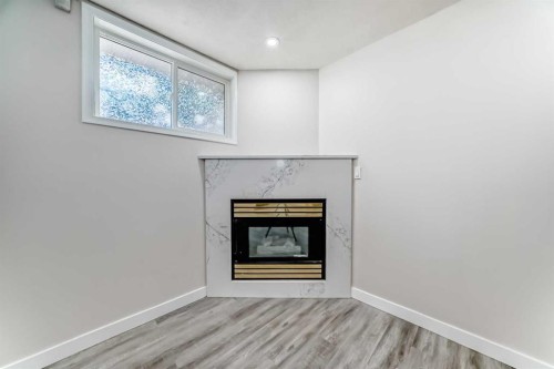 96 Douglas Ridge Close Se, Calgary, AB 